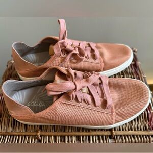 OluKai Pehuea Li Sneakers